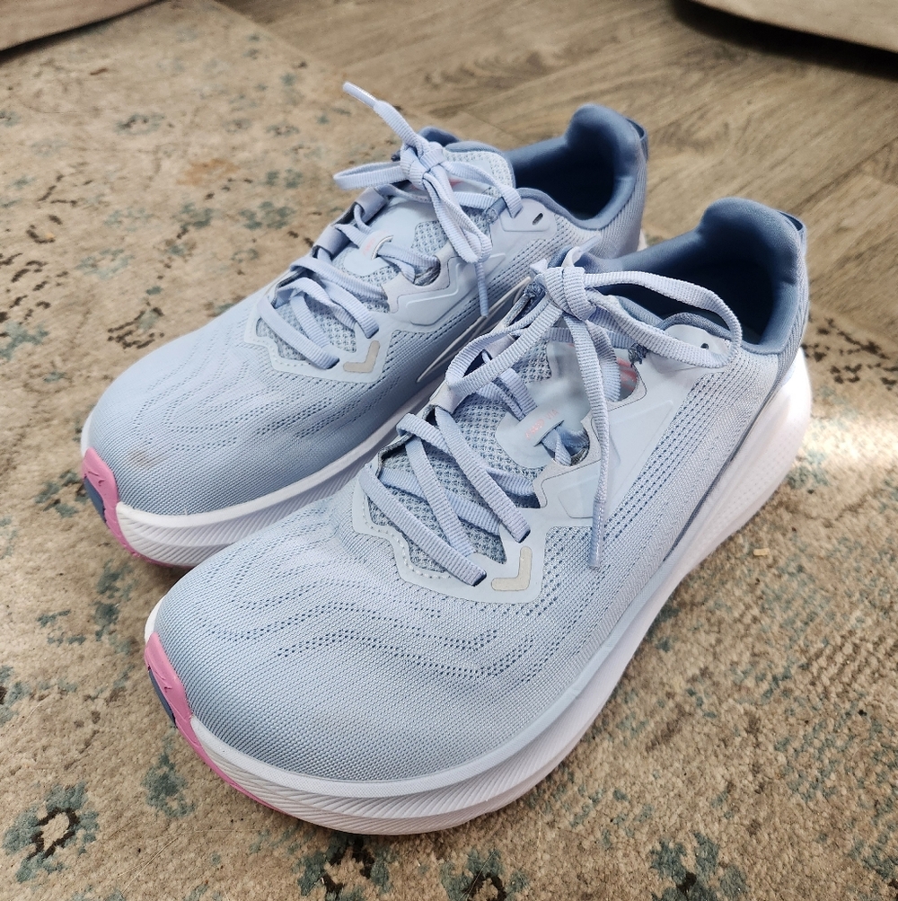 NWOT Altra FWD VIA Women's Shoes